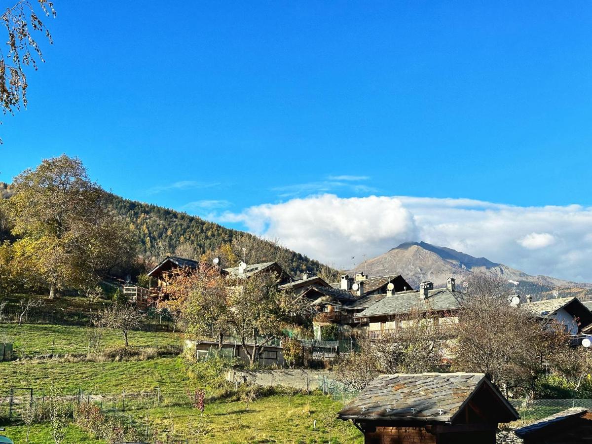 Meizon - La Montagna, Pila, Crevacol, Aosta E Valpelline Жиньо Екстер'єр фото